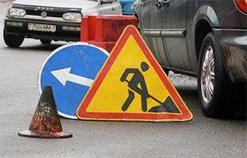 Белоруска попросила власти починить дорогу, а ей предложили «скинуться»
