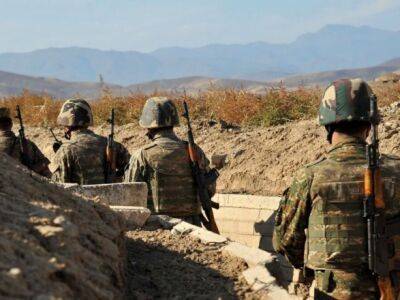 На границе Азербайджана и Армении произошло столкновение: один военный погиб, четверо ранены