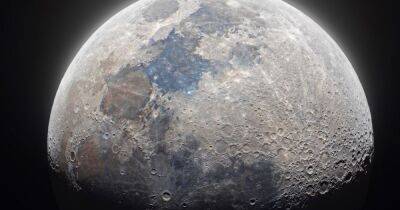 Снимок из 280 000 отдельных фотографий: такой четкой Луну видели только астронавты (фото)