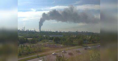 Мощный пожар в Подмосковье: горят склады недалеко от ТЭЦ