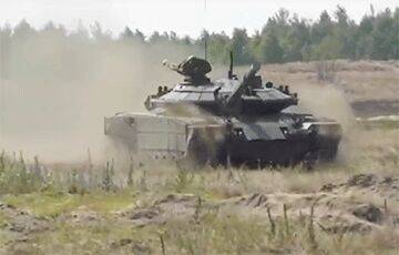 Беларусь перебросила танки к границе