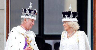 Коронация Чарльза ІІІ: стало известно, о чем говорили король и королева на балконе Букингемского дворца