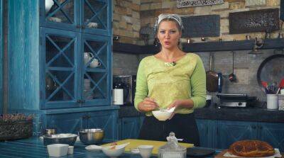 "Мастер Шеф" Литвинова дала необычный рецепт хлеба, можно сделать за полчаса: "Точно понравится"