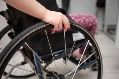 Утверждено в Кнессете: дети с дисфункцией одной конечности будут получать пособие по инвалидности