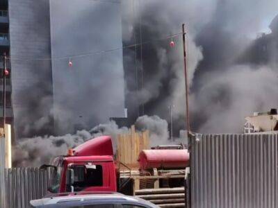 В Москве горит гостиница "Интерконтиненталь". Видео