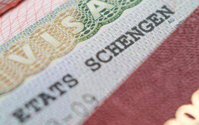 Названы страны Шенгена, реже других отказывающие россиянам в визах