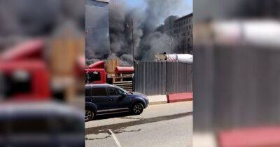Пылающая Москва: в столице РФ горит гостиница "Интерконтиненталь" (видео)