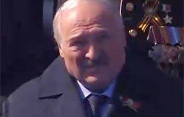 СМИ: Лукашенко привезли в клинику в Дроздах