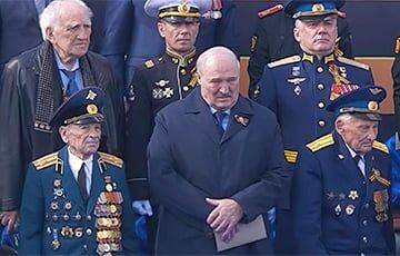 Лукашенко в буквальном смысле еле ноги унес из Москвы