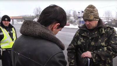 Мобилизация в Украине: адвокат подробно разъяснил, что нужно знать о вручении повестки