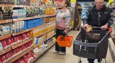 Обводят вокруг пальца каждого: как украинцев обманывают на кассах супермаркетов – топ "схем"