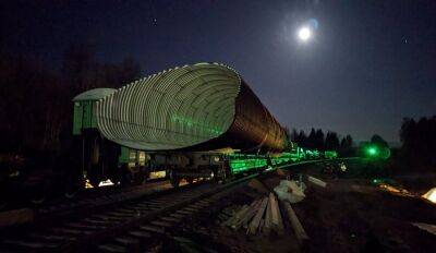 ФОТО: Под железной дорогой на латвийско-белорусской границе построили металлический тоннель