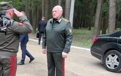 Лукашенко впервые с 9 мая появился на публике