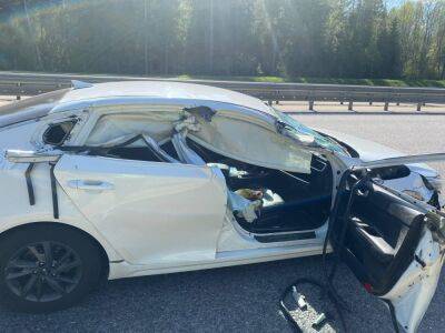 Не пристегнутый ремнем безопасности пассажир легковушки погиб в ДТП на М11 в Тверской области