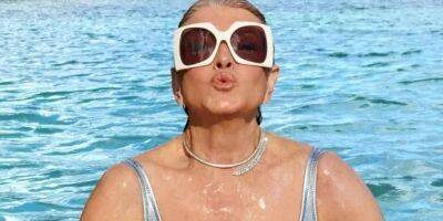 Впервые в истории издания. 81-летняя Марта Стюарт снялась в купальнике для Sports Illustrated Swimsuit