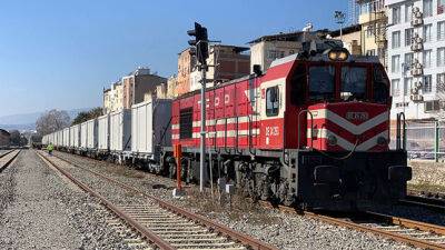 Вступил в силу договор об упрощенных перевозках грузов по маршруту Баку - Тбилиси - Карс