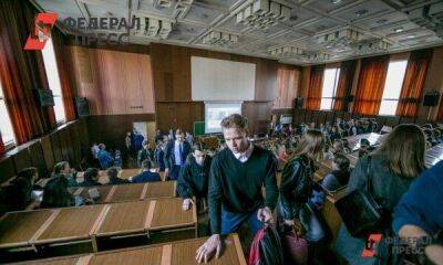 Экс-преподаватель красноярского вуза получил от студентов взяток на полмиллиона