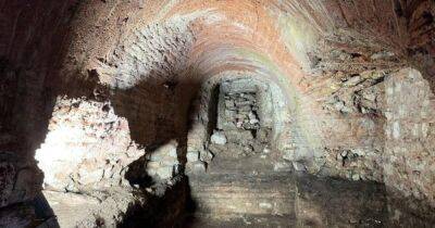 Бесконечное сокровище Стамбула: 1,500-летний проход обнаружен среди руин церкви Святого Полиевкта