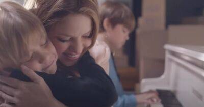 Шакира записала видеоклип со своими сыновьями: Саша и Милан запели вместе с матерью