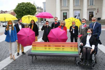 Иностранные послы в Литве призывают обеспечить права лиц ЛГБТИК+