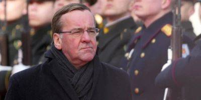 Германия сейчас не будет играть активную роль в «коалиции истребителей» — Писториус