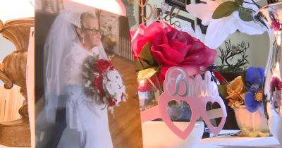 77-летняя женщина добилась свадьбы своей мечты, выйдя замуж за себя