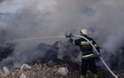 В Кировоградской области ПВО уничтожила ракету и дрон, возник пожар