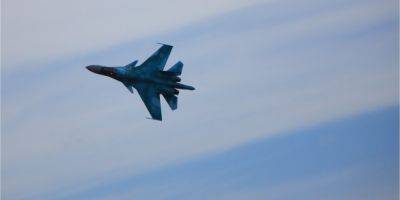 На аэродром Мачулищи перебазировано десять российских истребителей — Беларускі Гаюн