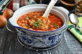 Муж будет есть двумя ложками: рецепт томатного супа с мясным фаршем и вермишелью