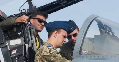 Британский маршал рассказал о проблемах ВВС, возникших из-за обучения украинских летчиков