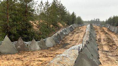 Беларусь начала строить укрепления на границе с Украиной