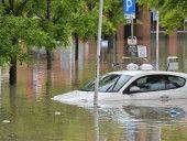 13 человек погибли из-за наводнений в Италии, тысячи жителей эвакуированы
