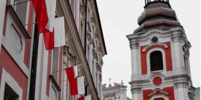 В Польше заявили о планах добиваться репараций от России после решения вопроса с Германией