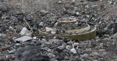 Подорвался на мине ВС РФ: в Херсонской области сапер получил тяжелые ранения