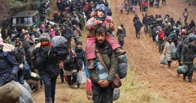 По примеру Беларуси: РФ помогает беженцам с Ближнего Востока нелегально попасть в ЕС - focus.ua - Россия - Сирия - Украина - Белоруссия - Турция - Германия - Польша - Афганистан - Ес