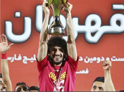 Футболист сборной Таджикистана стал чемпионом Ирана в составе "Персеполиса"