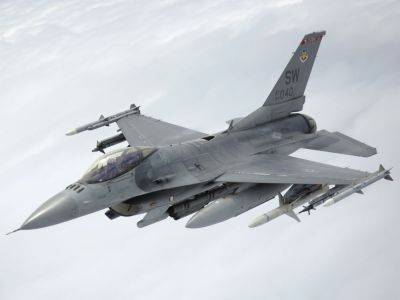 "Самый большой военно-воздушный блокбастер всех времен". В Минобороны намекнули, когда F-16 будут защищать небо Украины