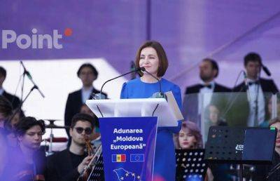 “Слава Украине!”: в Кишиневе проходит митинг “Европейская Молдова”