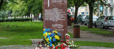В МИД Польши призвали Зеленского извиниться за Волынскую резню