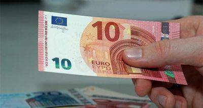 Курс валют на 22 мая: европейская валюта продолжает снижаться в цене