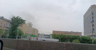 В Москве горит военкомат, на место отправили 15 машин МЧС (ВИДЕО)