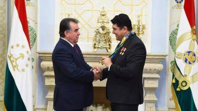Олимпийским чемпионам Таджикистана будут выплачивать пожизненные пособия