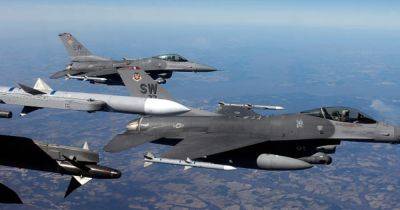 Быстрый график: в Пентагоне озвучили возможные сроки передачи F-16 Украине
