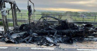 Эксклюзивный суперкар Mercedes за $2,72 миллиона сгорел дотла на ровном месте (фото)