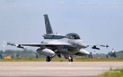 В Польше подтвердили обучение украинцев на F-16 - СМИ