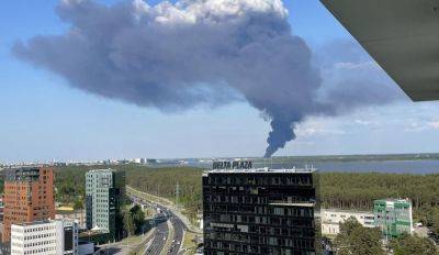 Столб ядовитого дыма над городом: в Таллине горит станция переработки отходов (ВИДЕО)