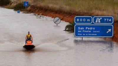 Шторм вызвал внезапные наводнения на юге Испании