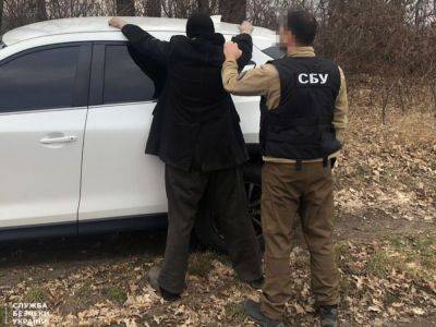 СБУ задержала подозреваемого в "сливе" оккупантам информации о позициях сил обороны под Бахмутом и Авдеевкой