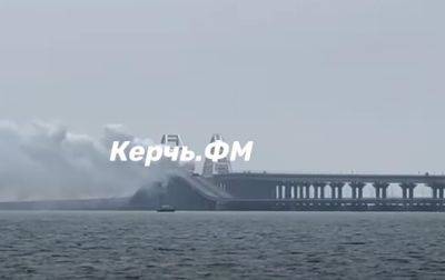 Оккупанты закрывали Крымский мост из-за "военных учений" - соцсети