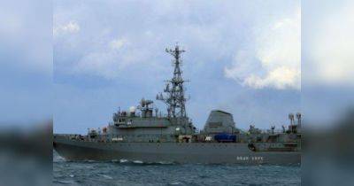 Задали взбучку разведчикам путина: неизвестные дроны атаковали в Черном море русский корабль